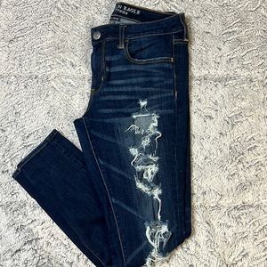 Ripped jean in size 8 short